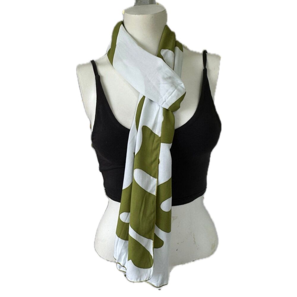 NWOT Unbranded Hawaiian Polynesian Indigenous Dye Geometric Lightweight Scarf